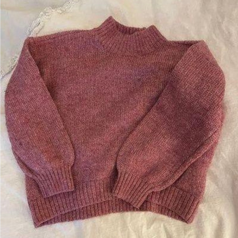Old Navy Sweater